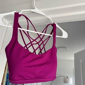 Lululemon Free to Be Bra - Wild Deep Fushia
Light Support, A/B Cup